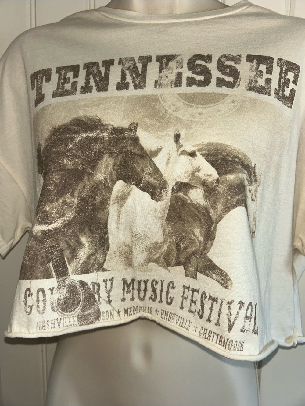 NEW Tennessee Country Music Festival Rodeo State Fair Crop Top Sz M - Picture 4 of 6